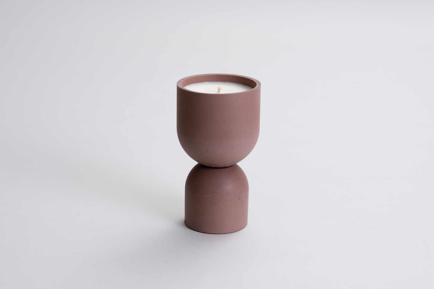 Old Rose Concrete Candle / Coppa