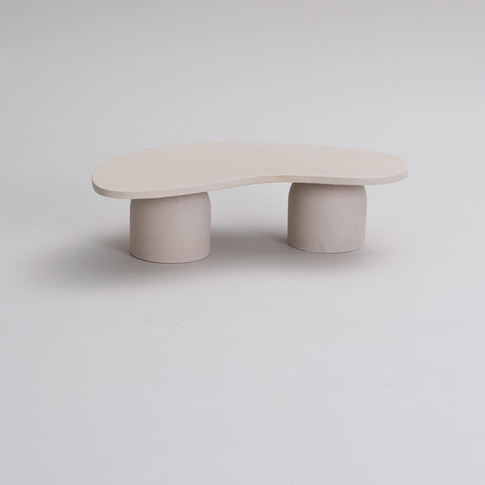 Buttercream concrete asymmetric table / Guer