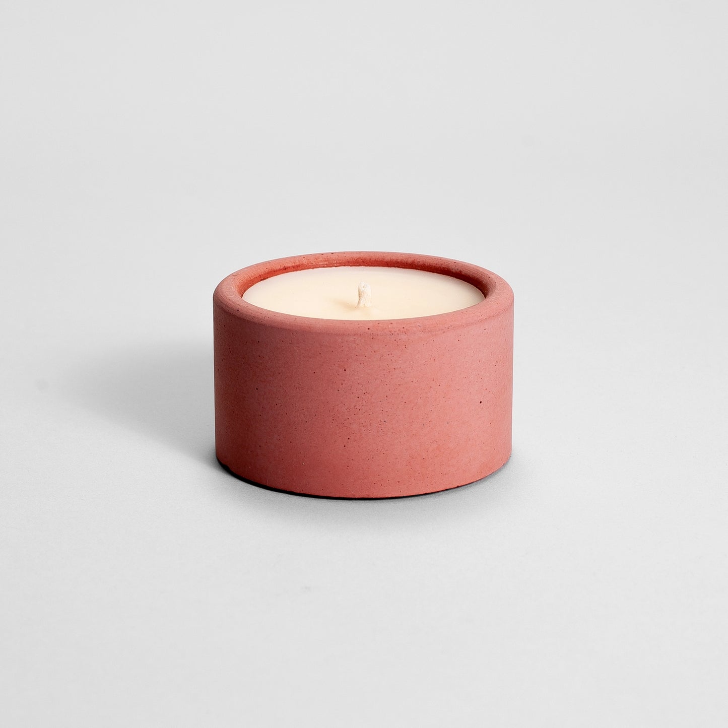Terracotta Concrete Candle / Parvi