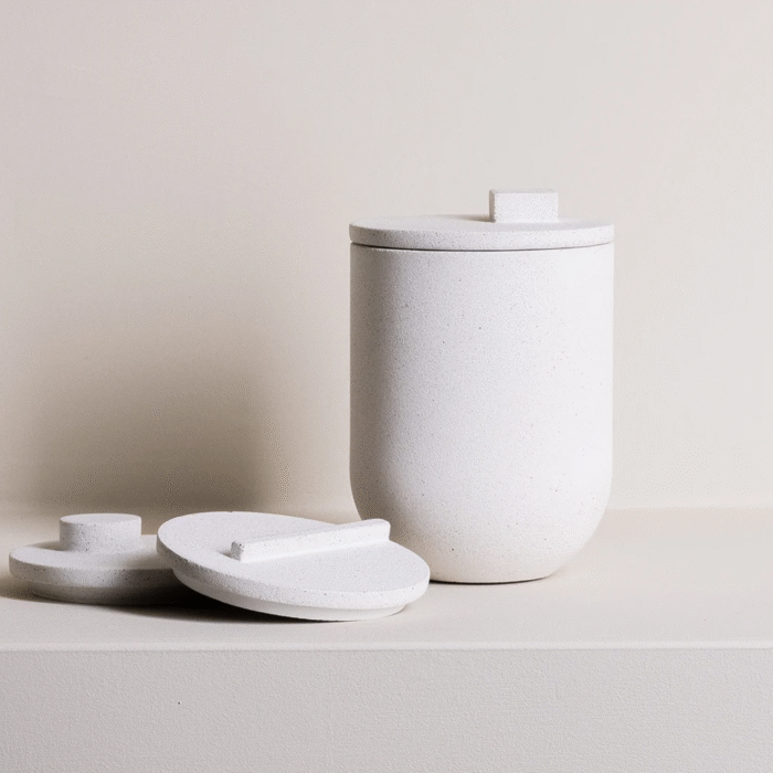 Concrete Candle / Tapa - Image 1
